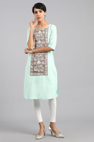 Pink Mandarin Neck Embroidered kurta