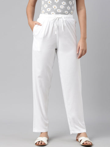 Women Solid White Mid Rise Casual Pants