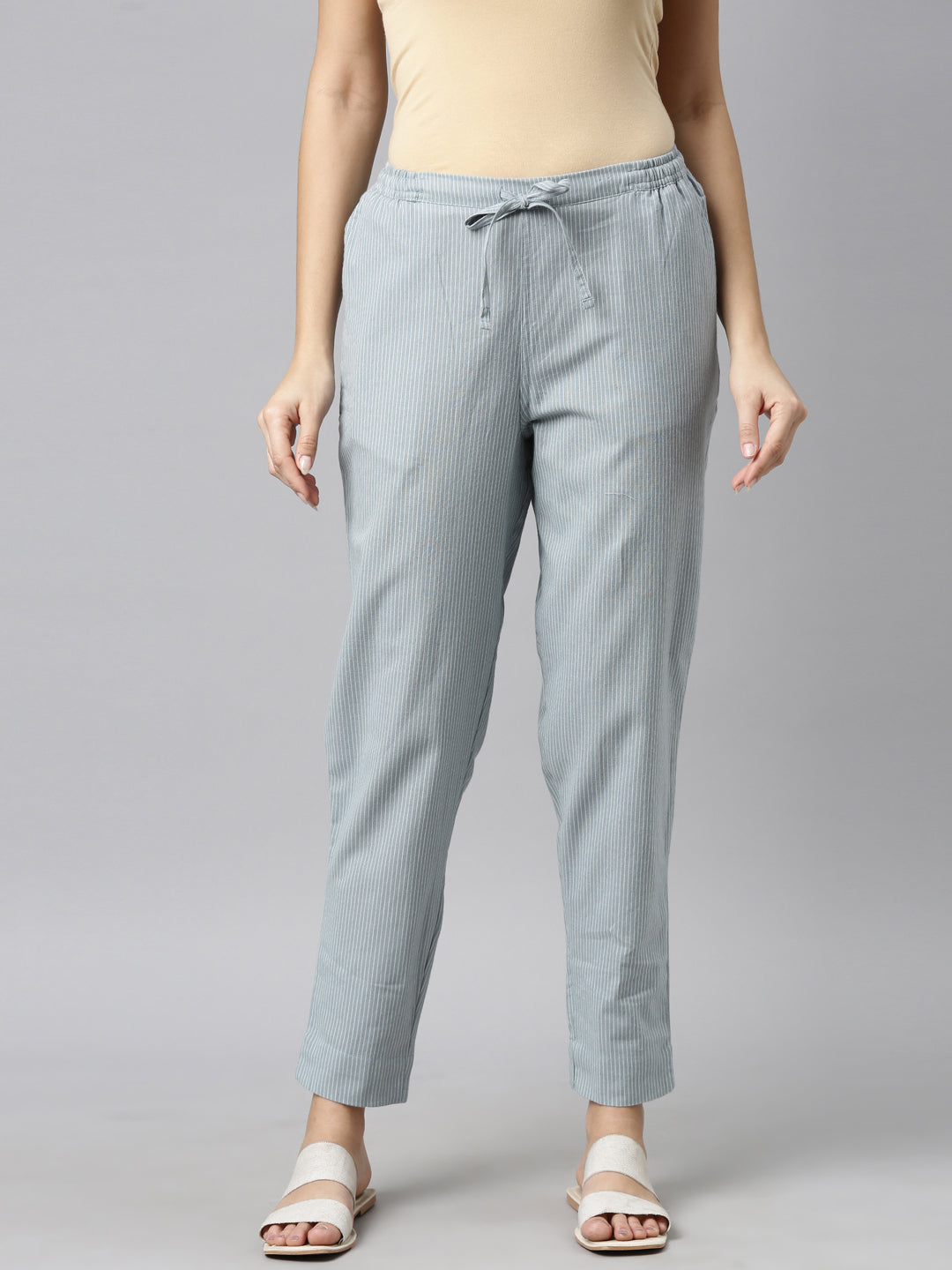 Women Solid Light Ink Mid Rise Linen Pencil Pants