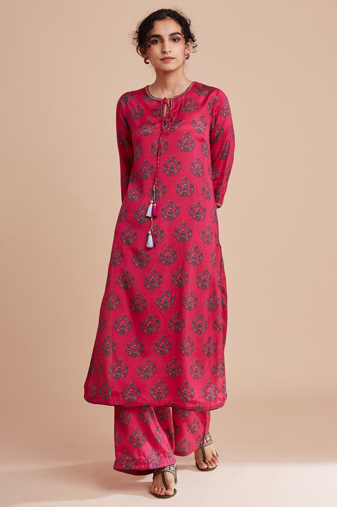 Pink All-Over Buti Print kurta