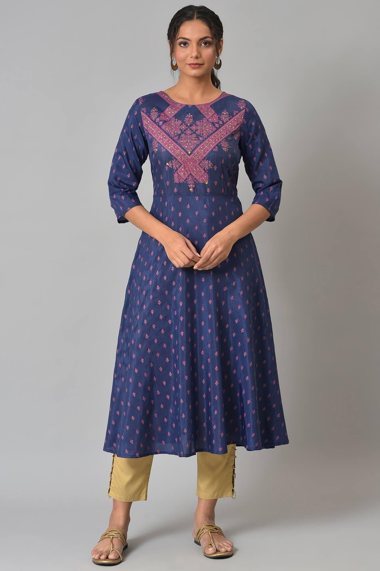 Navy Blue Circular kurta With Seqiuns