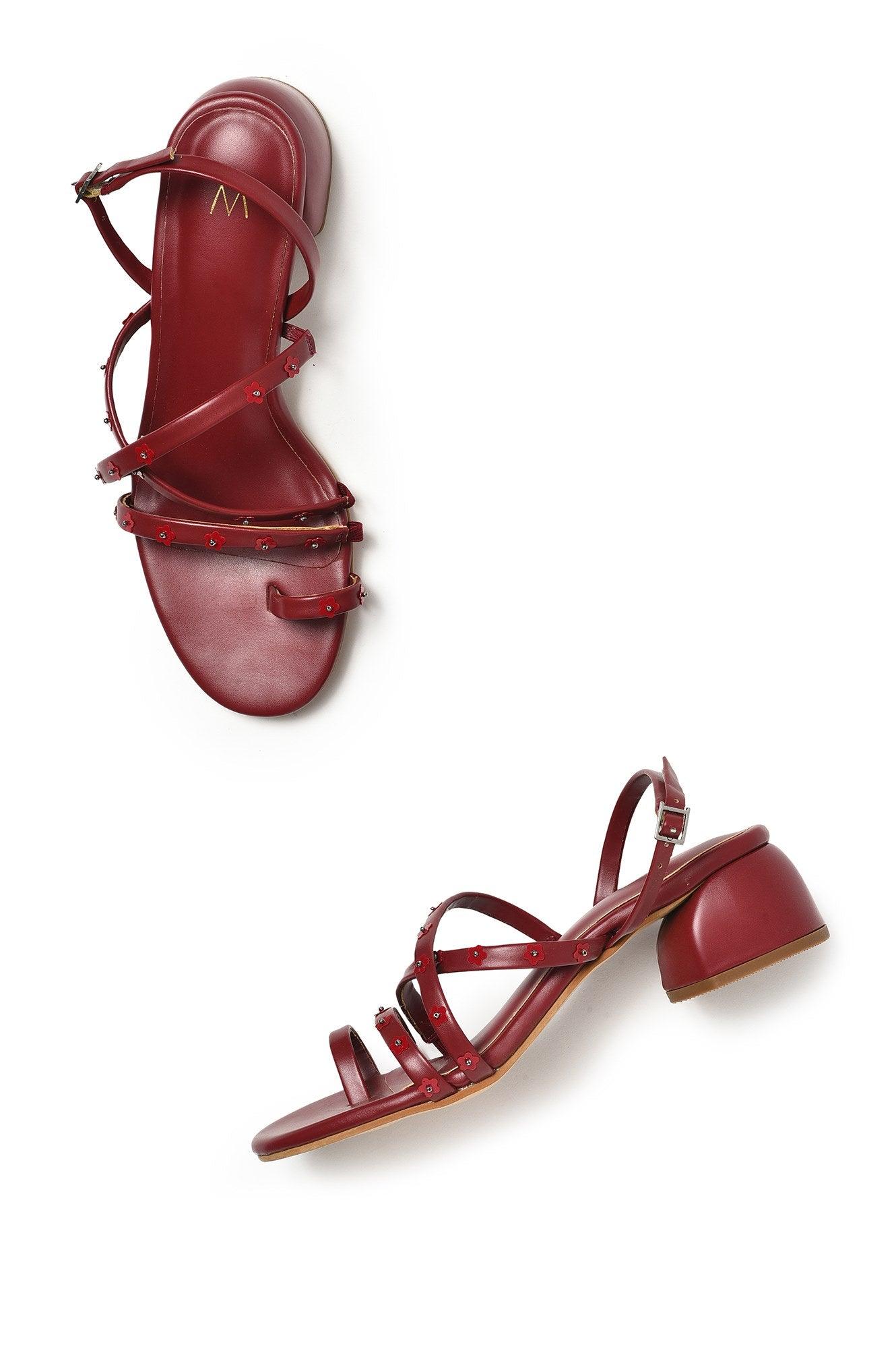 W Embroidered Maroon Round Toe Block