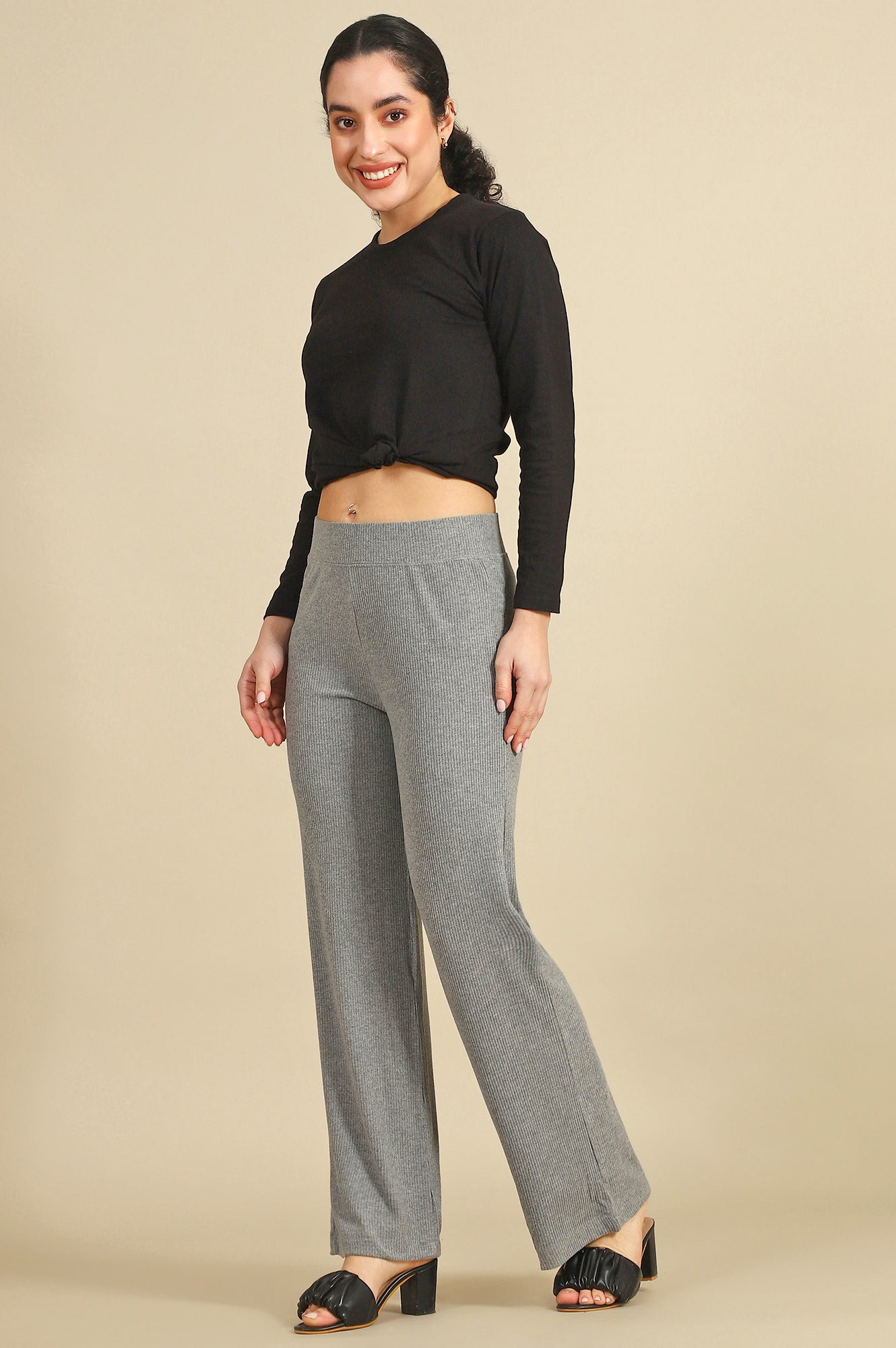 Grey Solid Straight Fit Pants With Slip On Closure