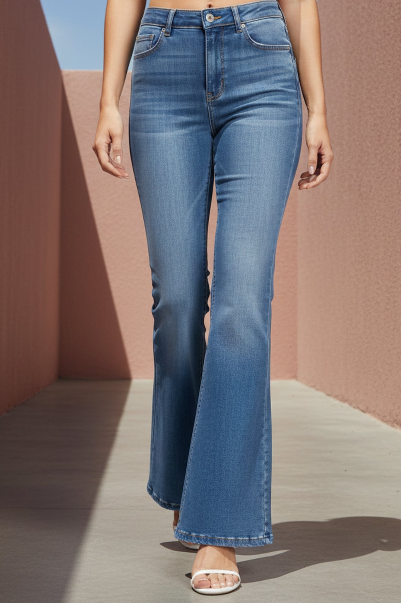 Blue Solid Cotton Blend Slim Fit High Rise Jeans