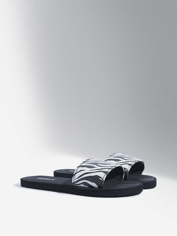 LUNA BLU Black Printed Textured Slides