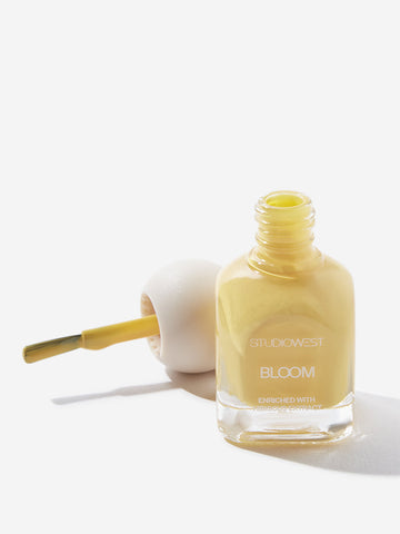 Studiowest Bloom Creme Yellow- 09 Daffodil Nail Colour - 9 ML