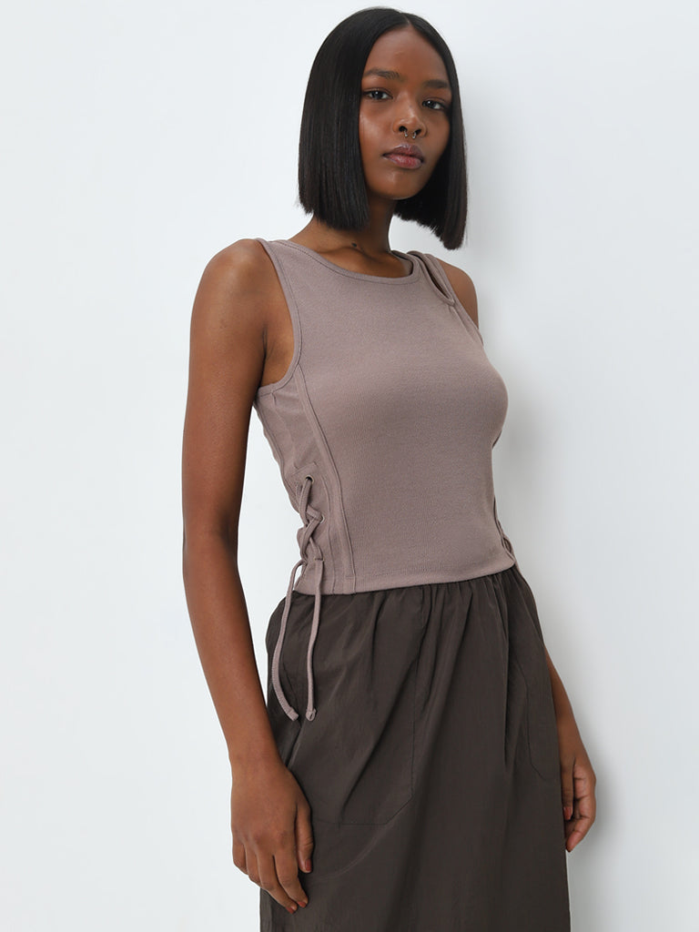 Studiofit Taupe Cut-Out Detailed T-Shirt