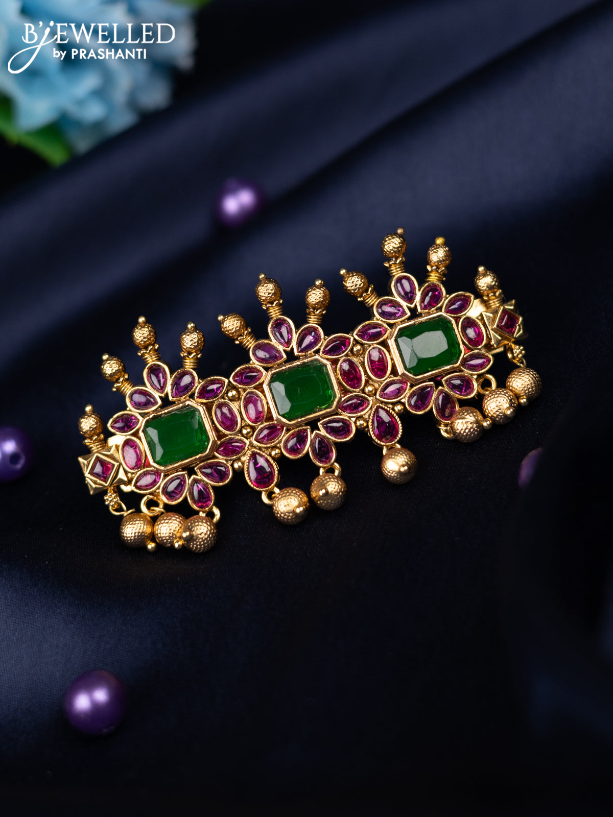 Antique hair clip medium size with kemp stone and golden beads hanging