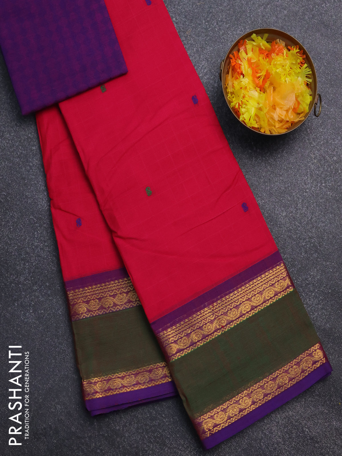 Chettinad cotton saree reddish pink and manthulir green with allover checked pattern and rattapet zari woven border