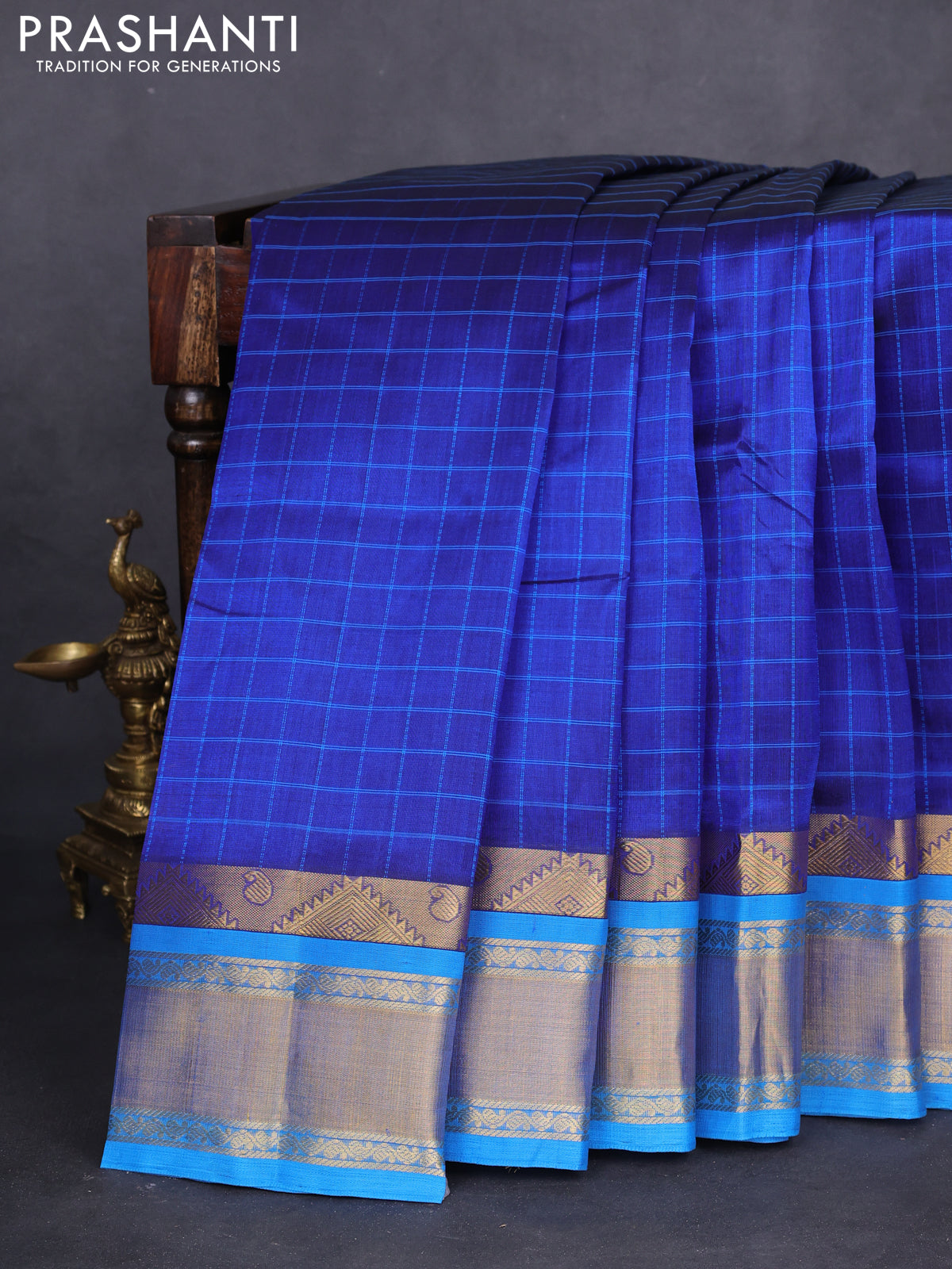 10 yards silk cotton saree blue and cs blue with allover checked pattern and zari woven border