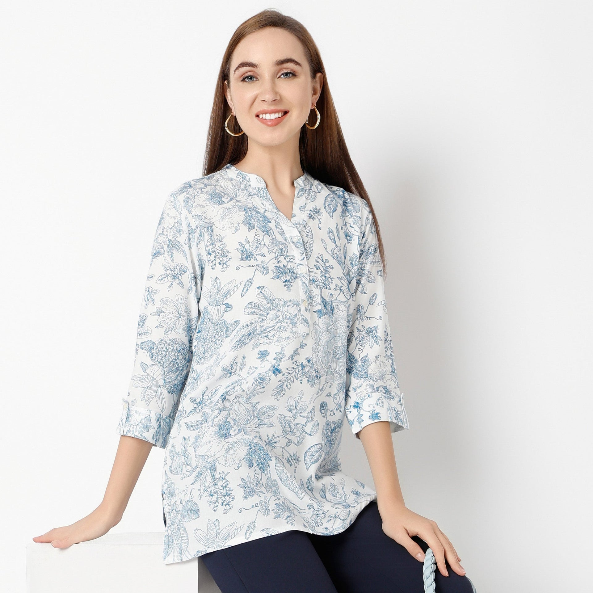 Band Neck Three-Fourth Sleeve Straight Fit Printed Short Kurti