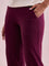 Women Solid Wine Mid Rise Track Pant