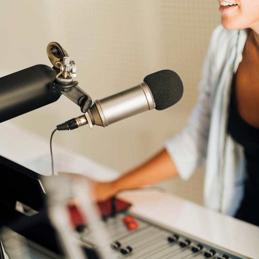 Custom Radio Show - 8 Paras