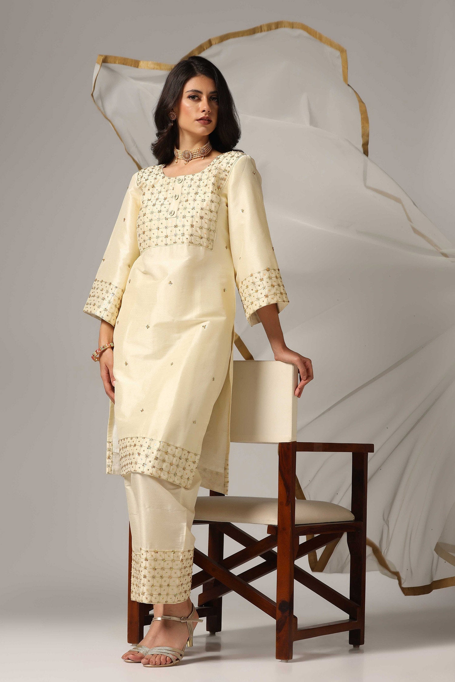 Cream Raw Silk Kurti With Palazzo Pants And Dupatta