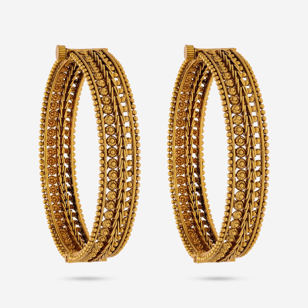 Antique Bangle 188969