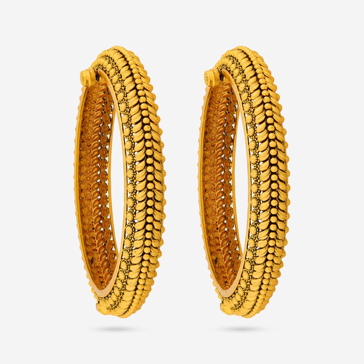 Antique Bangle 190850