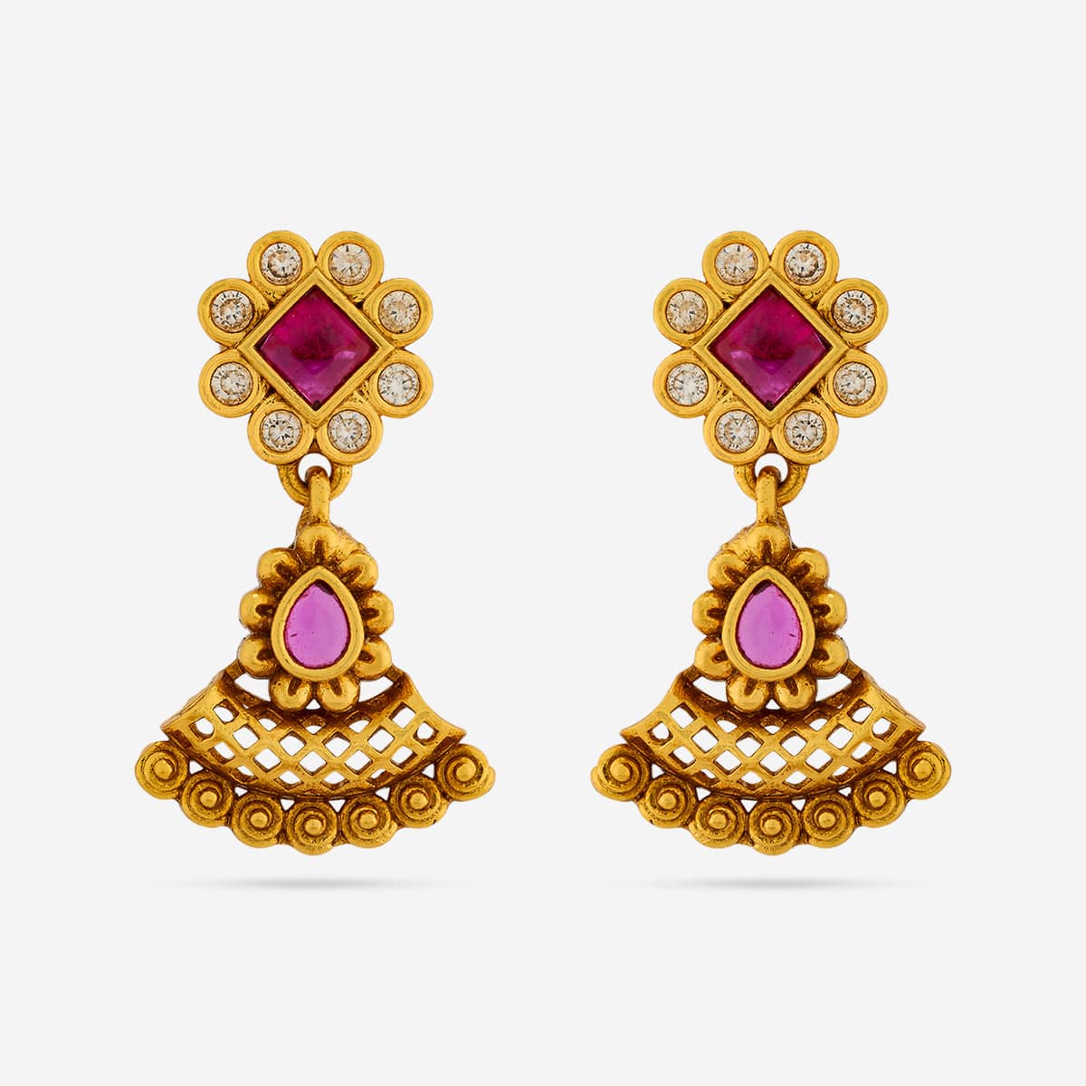 Antique Earring 190700