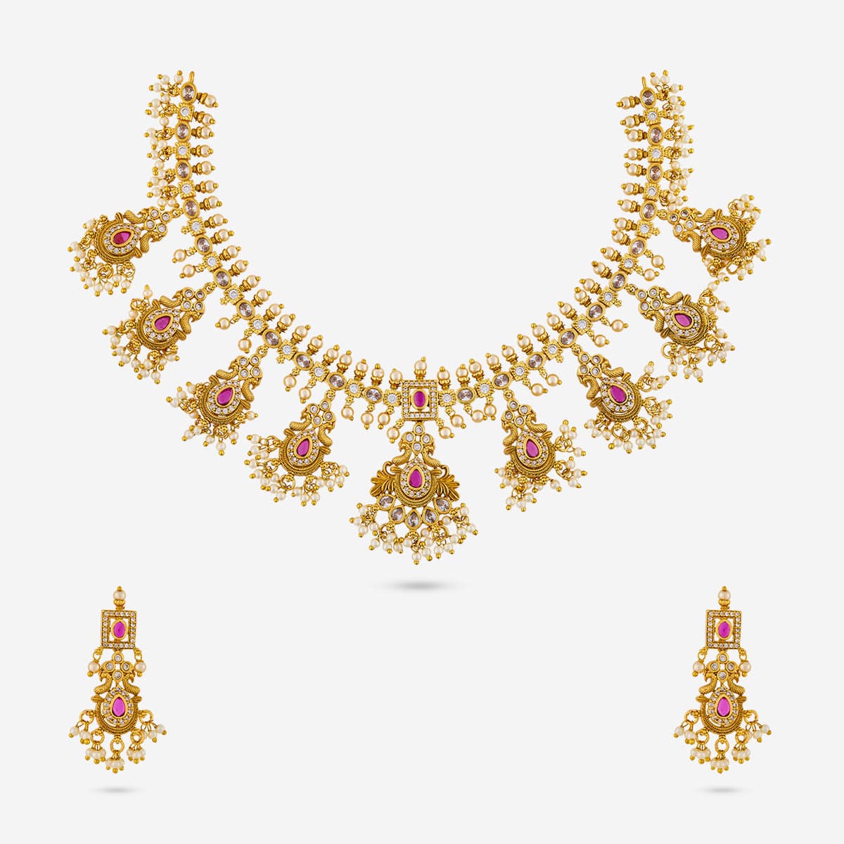 Antique Necklace 190325