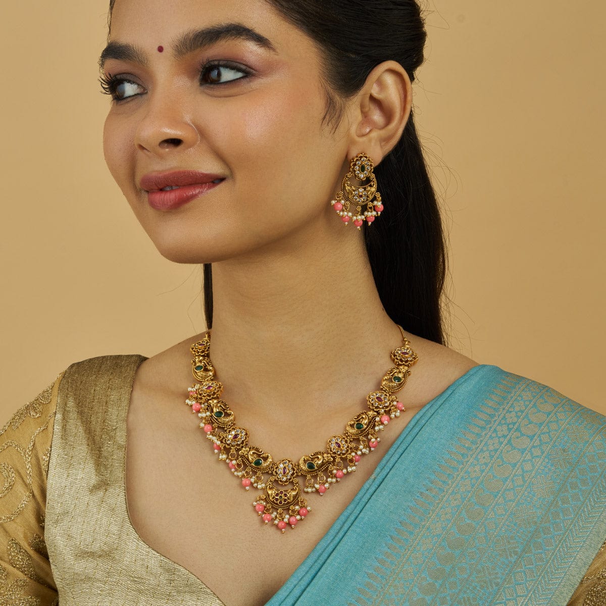 Antique Necklace 181347