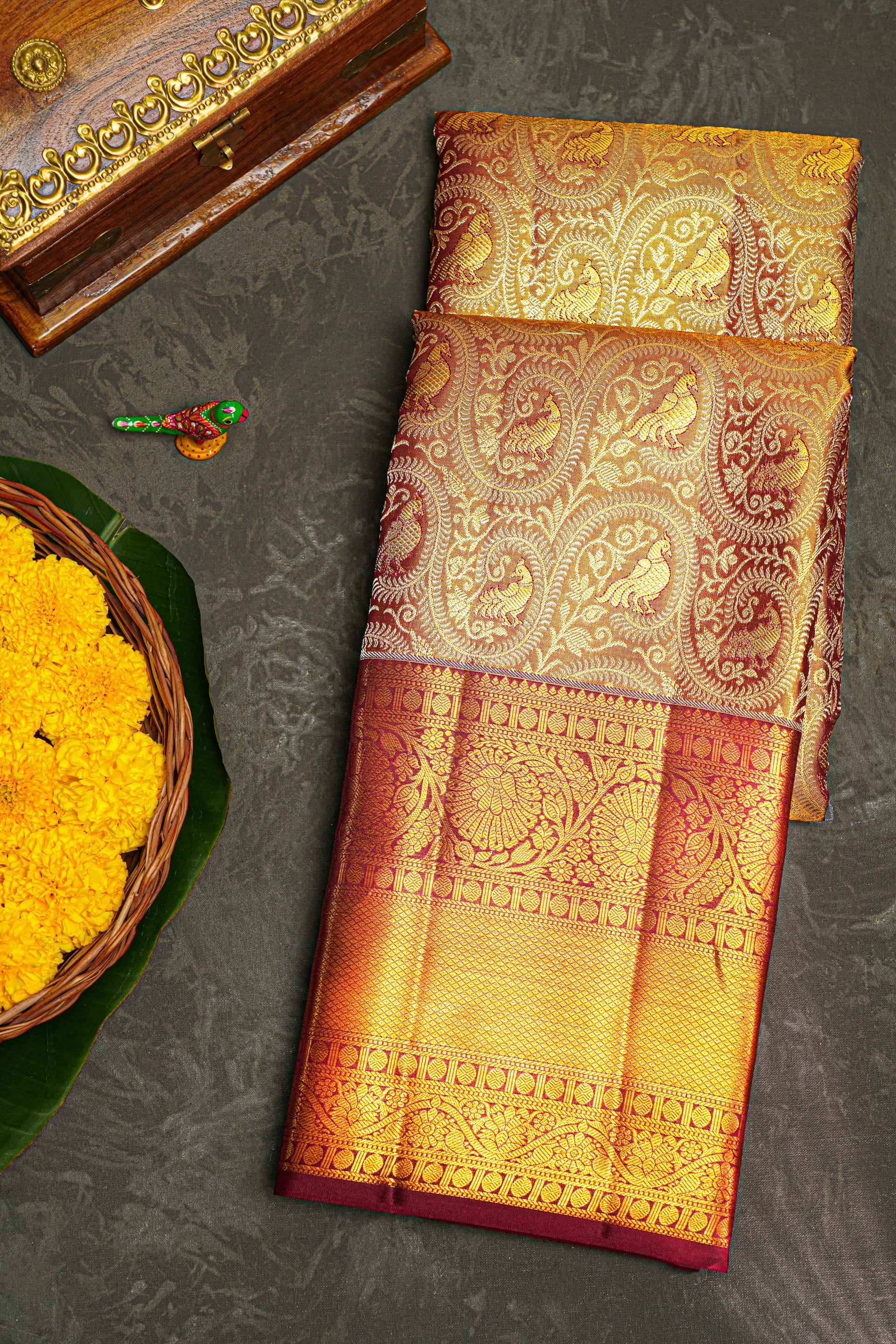 BROWN and GOLD FLORAL JAAL SILK Saree with KANCHIPURAM