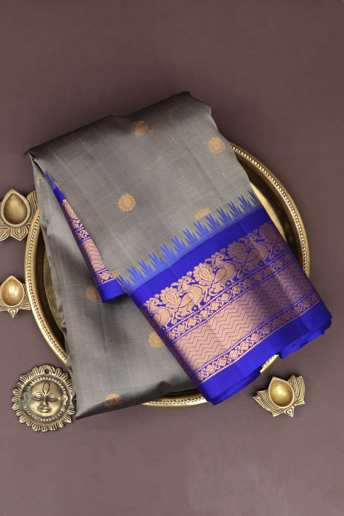 Gadwal Silk Grey Saree