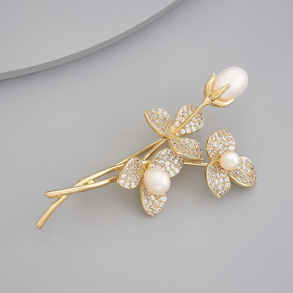 Trendy Brooch 171144