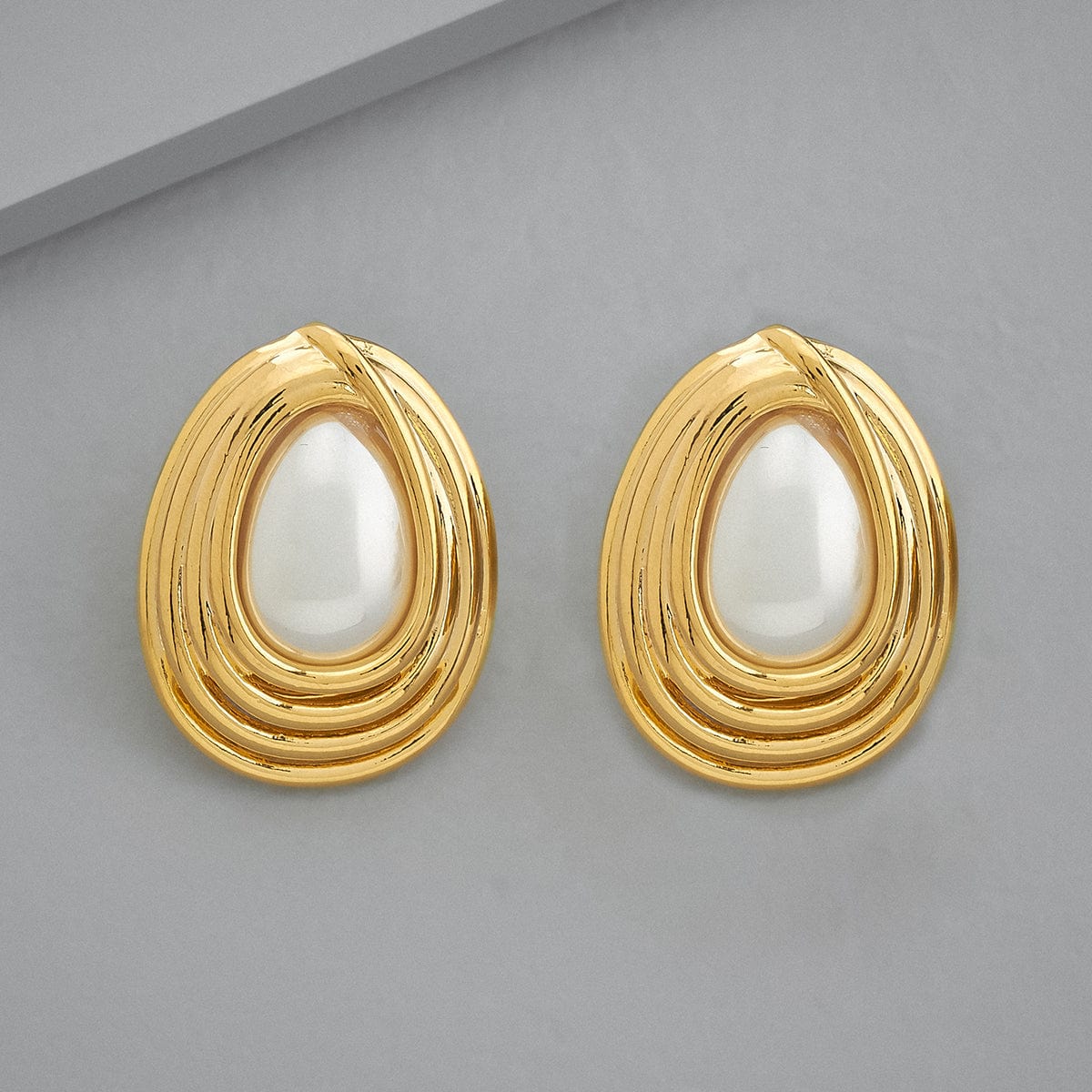 Trendy Earring 171702